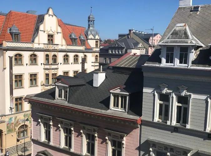 Tomas Apartments Gold